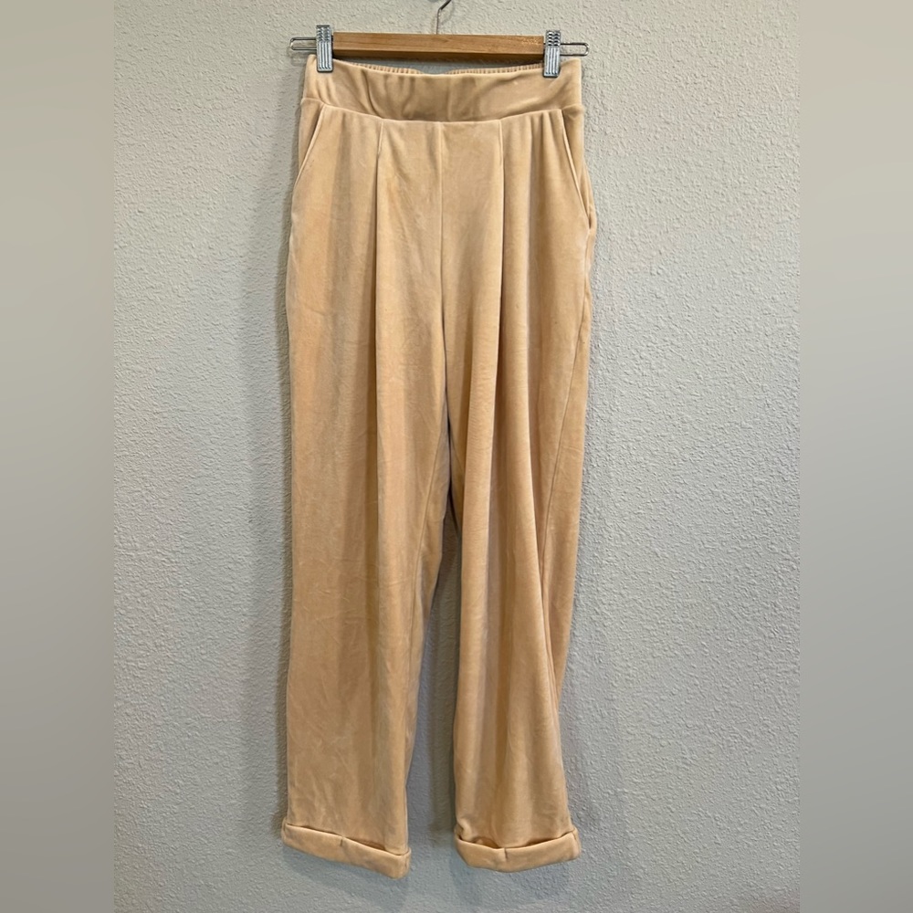 Hyfve velour gray pleated sweatpants super soft comfy medium
